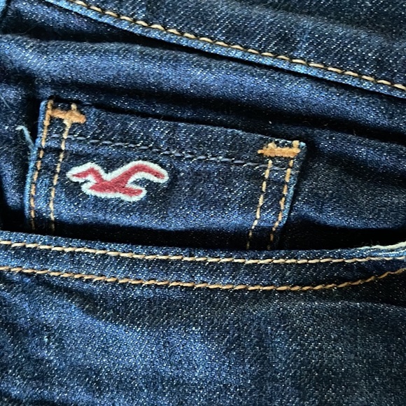 Hollister Shorts - Picture 3 of 4